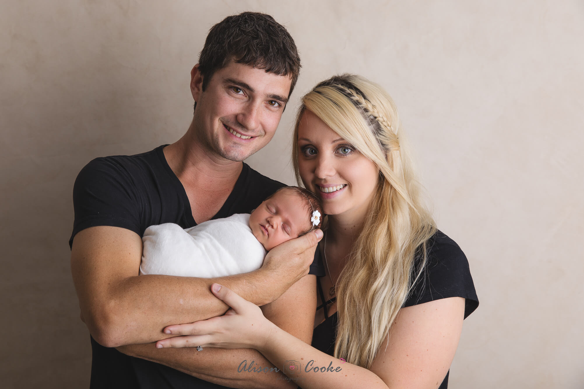 newborn photographer family photographer