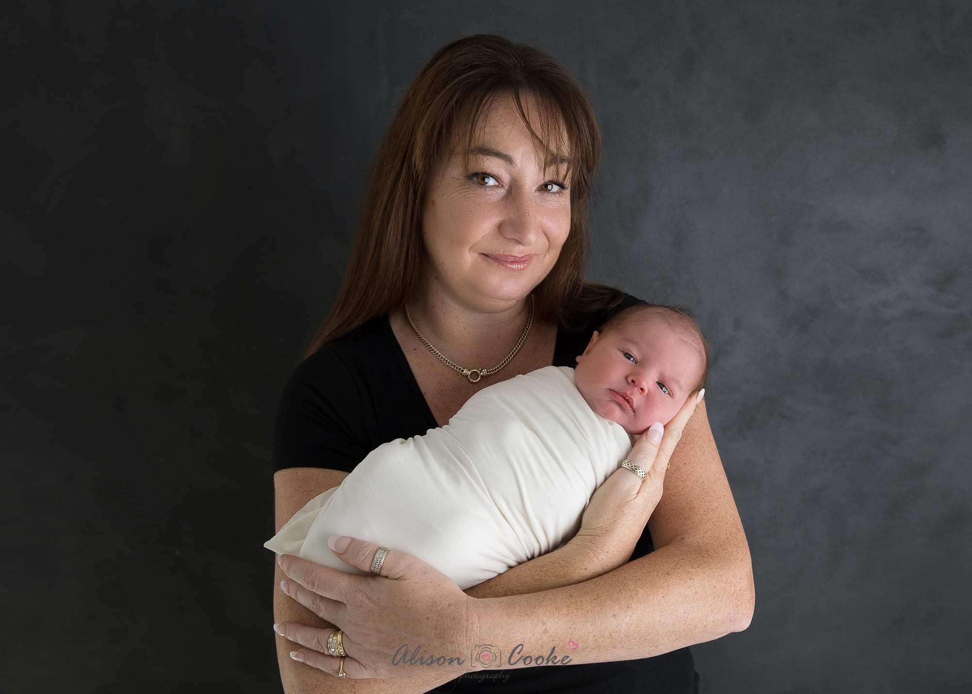newborn photographer rothwell
