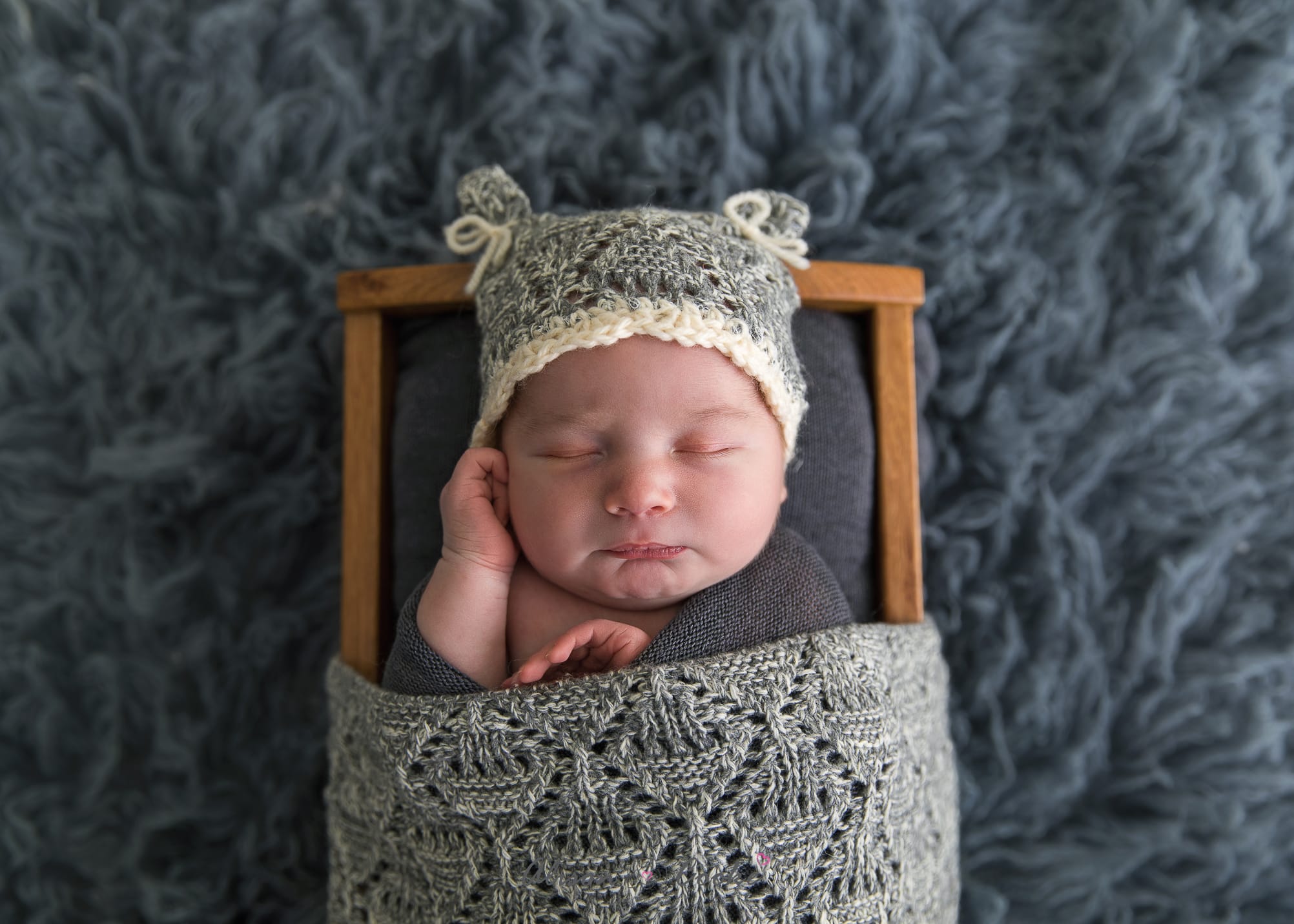 newborn photographer rothwell