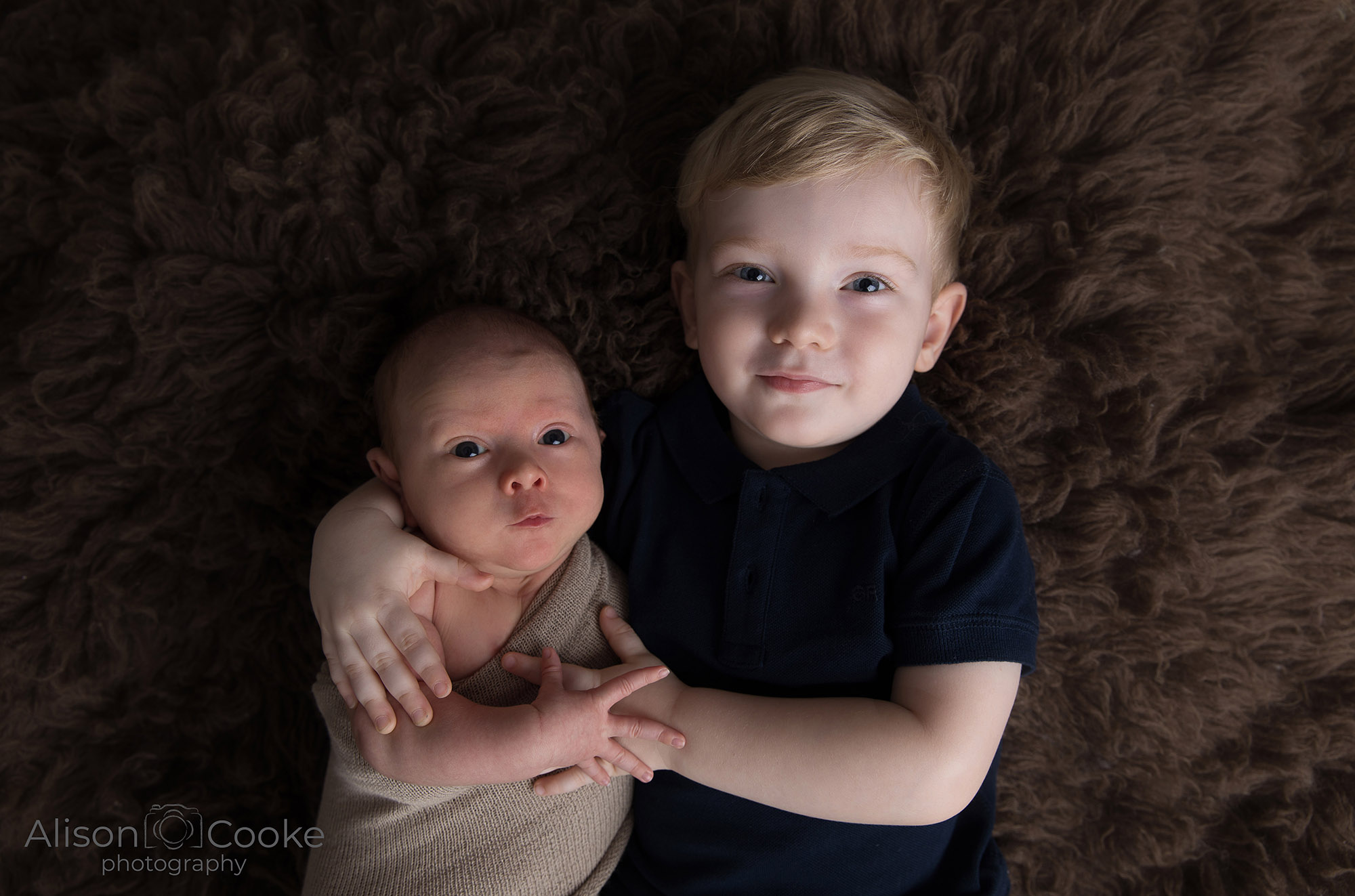choose the right baby photographer